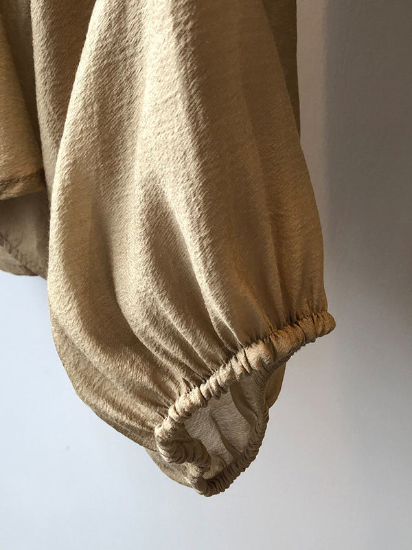 Classic Vintage & Enduringly Stylish Top