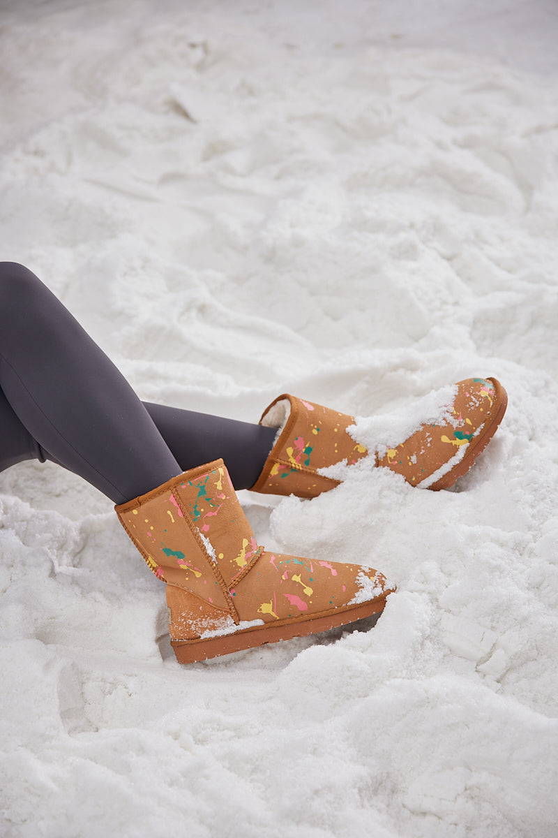 Well Tailored Boots with a Graceful Silhouette