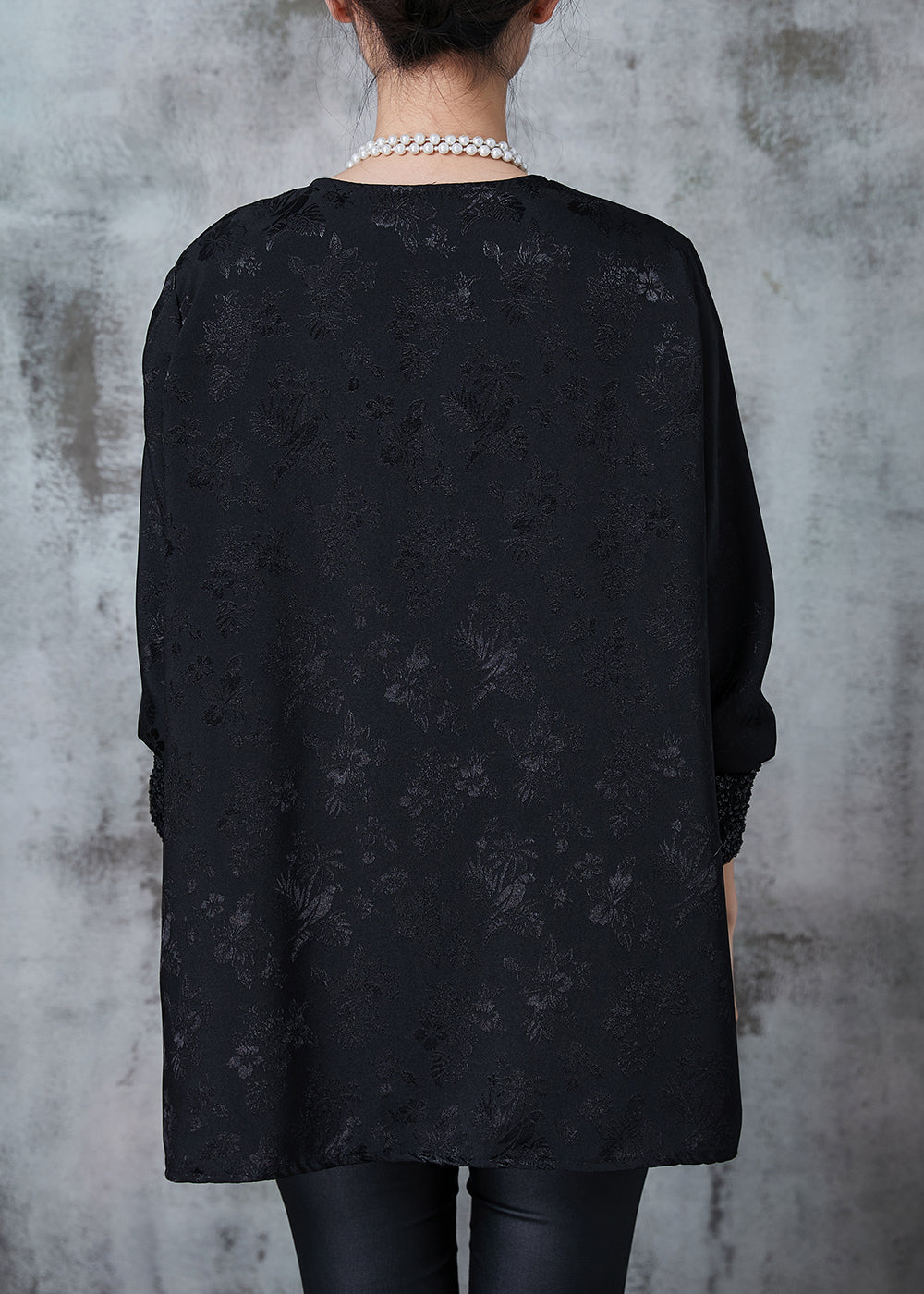 Classic Vintage Shirt with a Flattering Fit