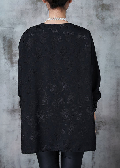 Classic Vintage Shirt with a Flattering Fit