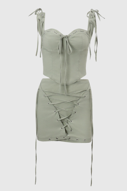 Gracefully Styled Garment for Any Occasion