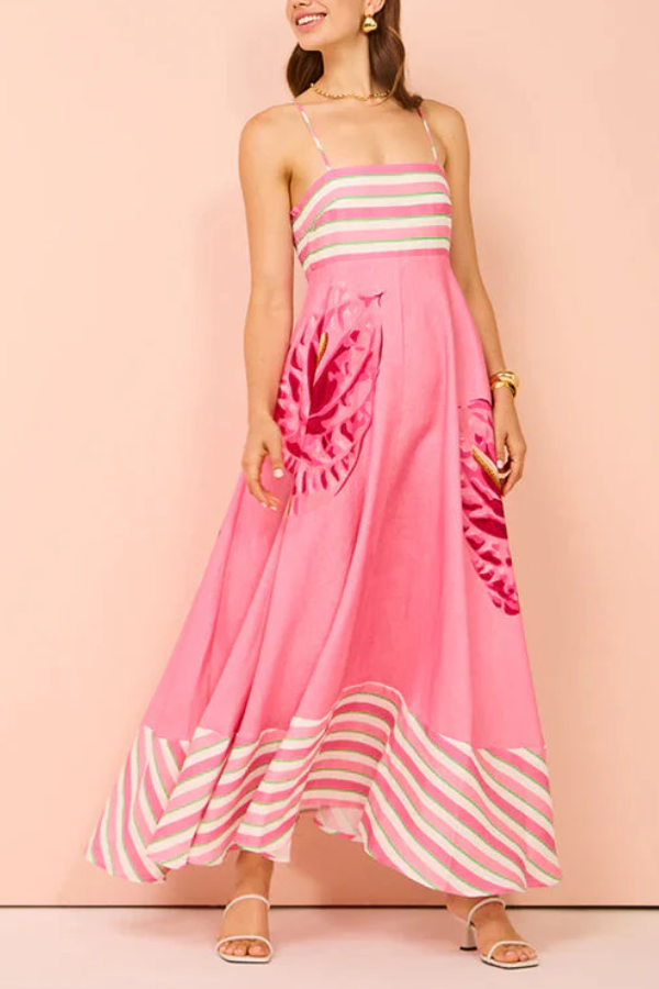 Classic Vintage & Enduringly Stylish Dress