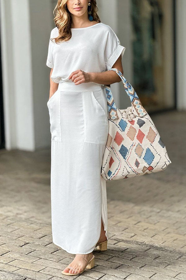 Gracefully Styled Garment for Any Occasion