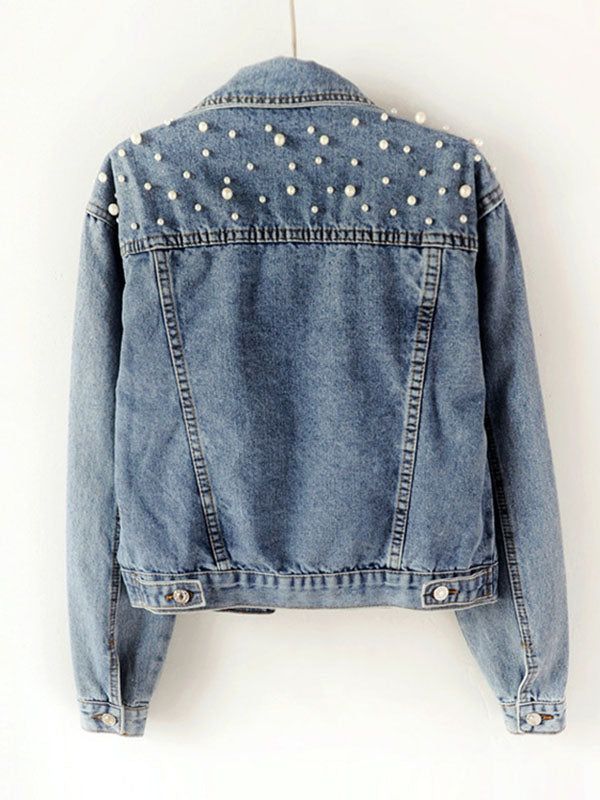 Gracefully Styled Jacket for Any Occasion