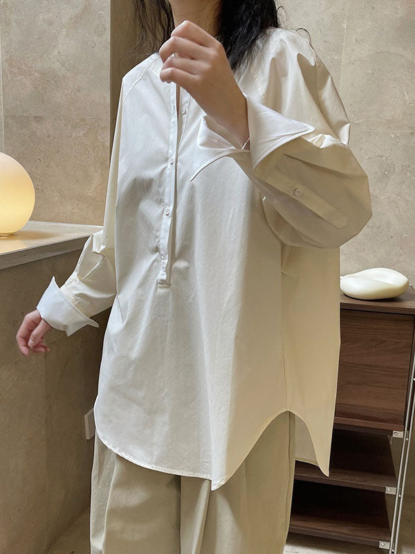 Effortlessly Elegant Blouse with a Timeless Design