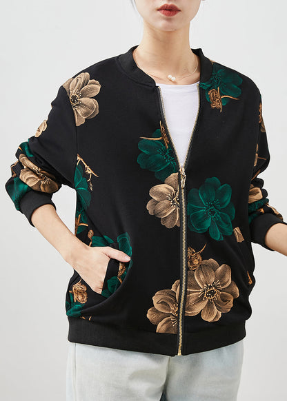 Well Tailored Jacket with a Graceful Silhouette