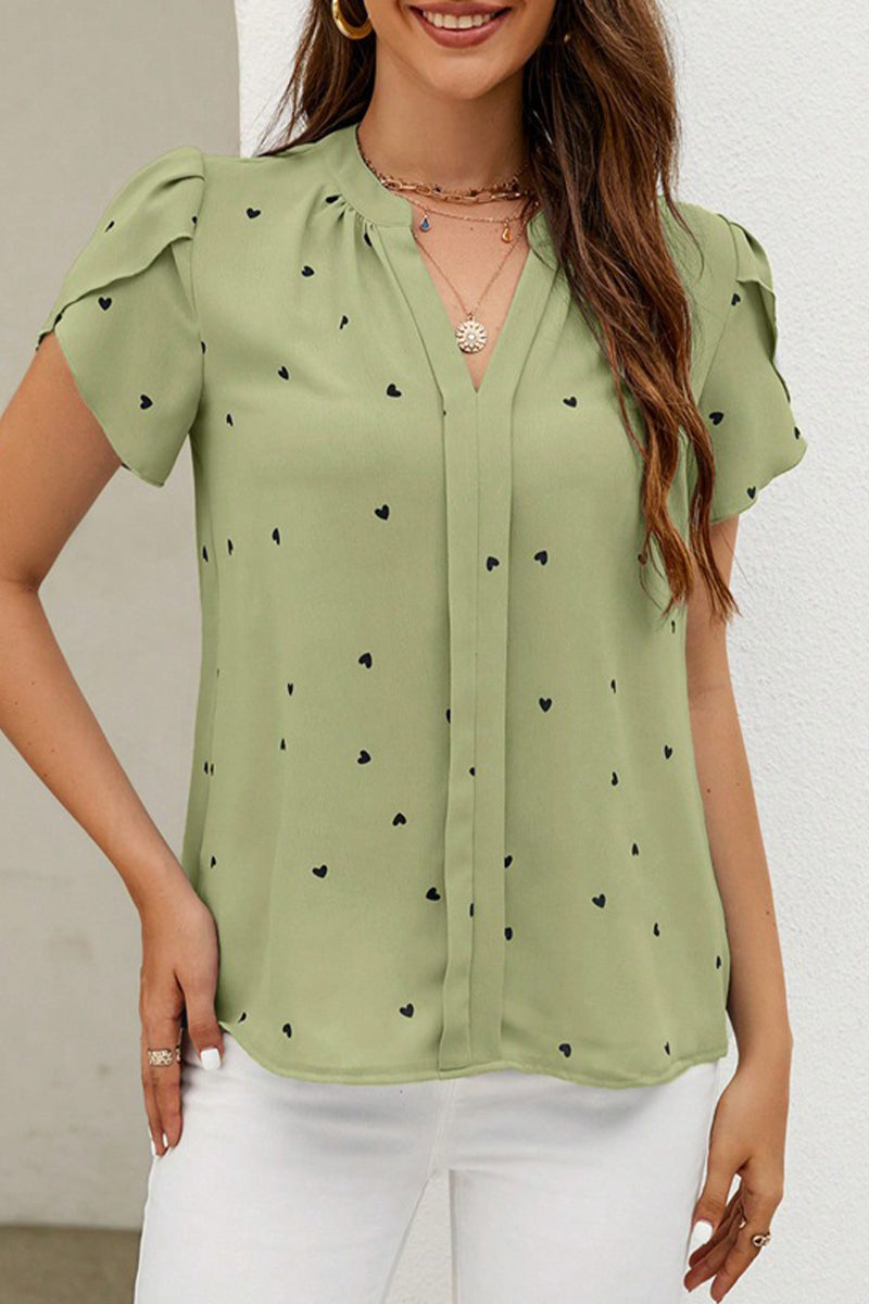 A Vintage Style Top with Delicate Timeless Details