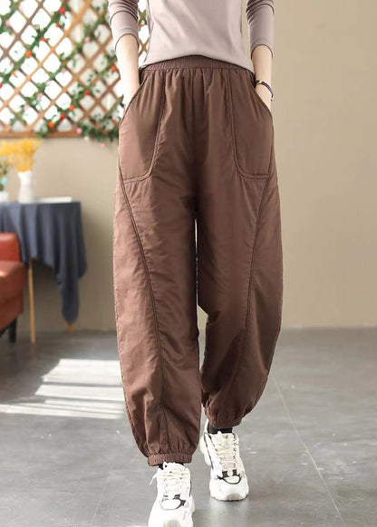 Effortlessly Elegant Pants with a Timeless Design