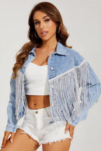 Effortlessly Elegant Jacket with a Timeless Design