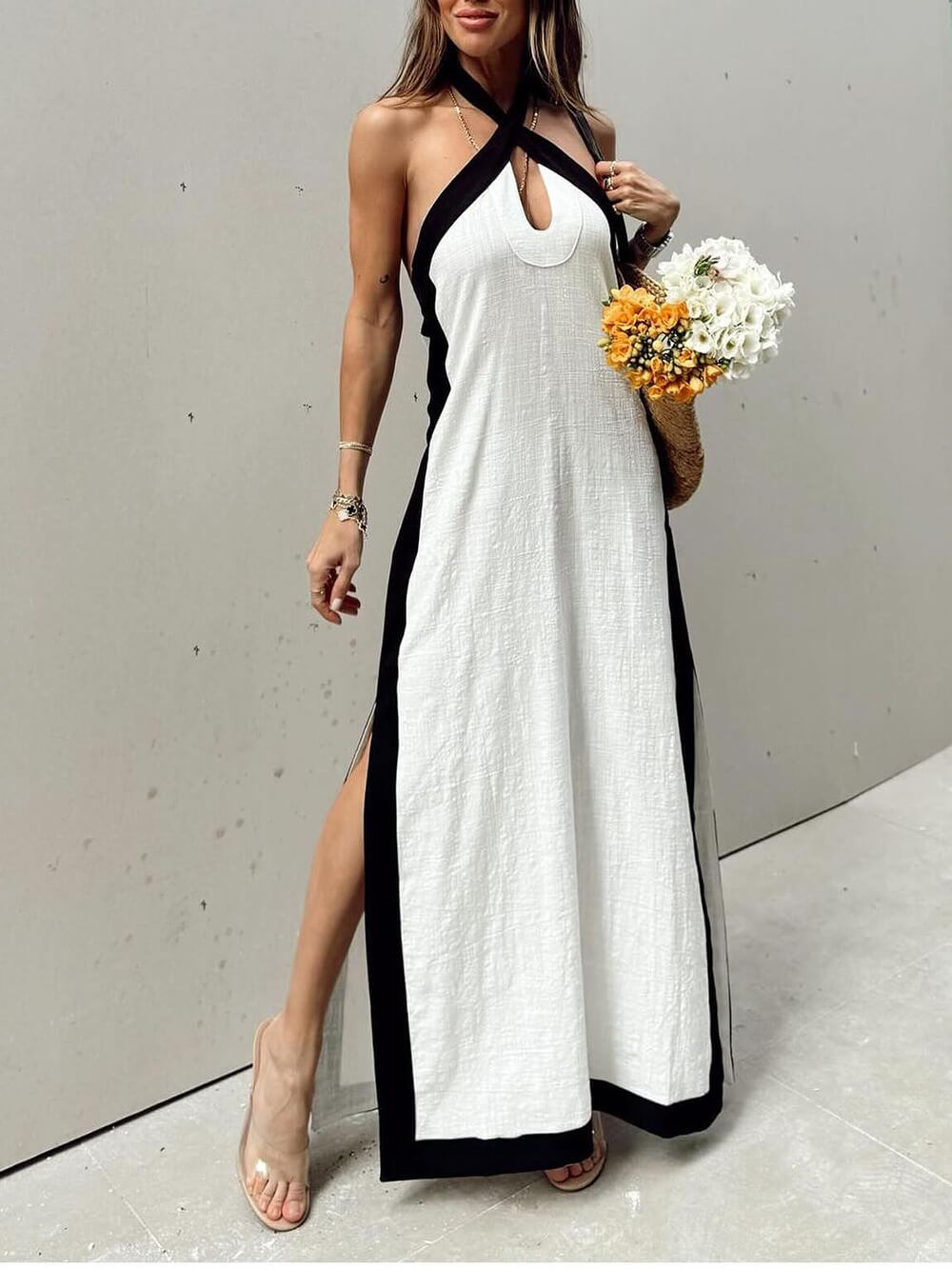 Effortlessly Elegant Dress with a Timeless Design