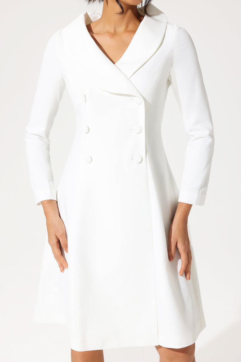 Polished Dress with an Effortless Classic Look