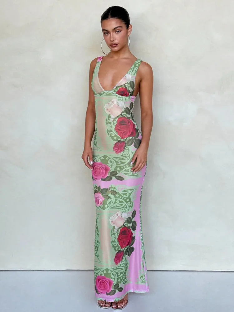 Classic Vintage & Enduringly Stylish Dress