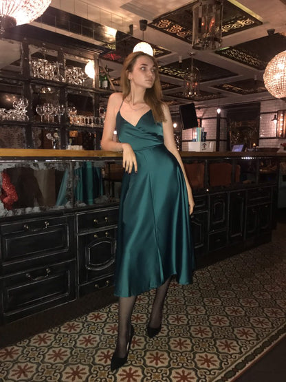 Beautifully Crafted Dress in a Classic Style