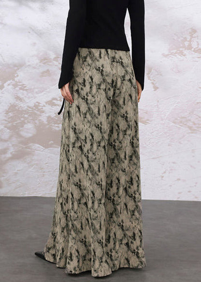 Elegantly Styled Pants for Everyday Wear