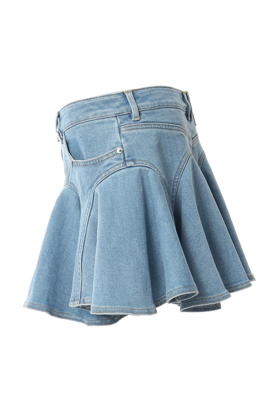 Sophisticated Garment with a Clean Classic Look