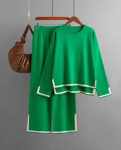 Effortlessly Elegant Garment with a Timeless Design