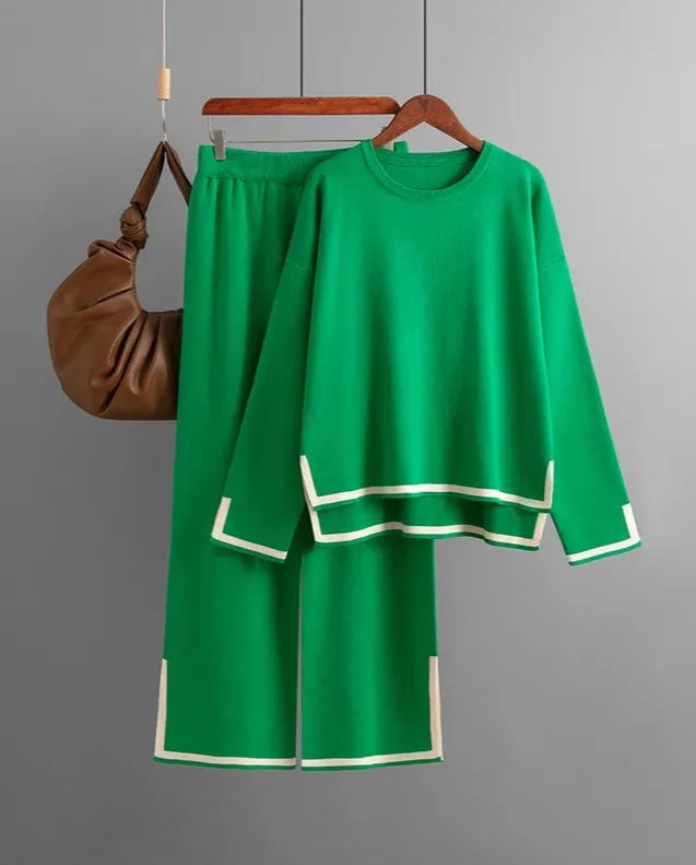 Effortlessly Elegant Garment with a Timeless Design