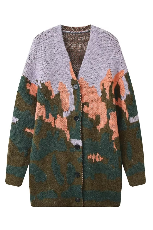 Effortlessly Elegant Coat with a Timeless Design