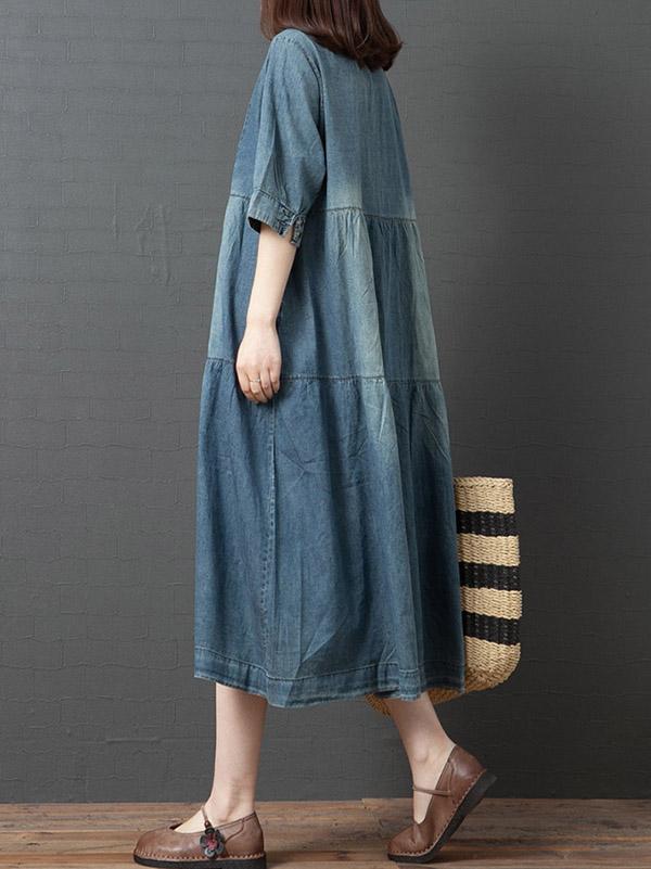 Classic Vintage Dress with a Flattering Fit