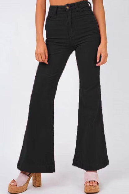 Sophisticated Garment with a Clean Classic Look