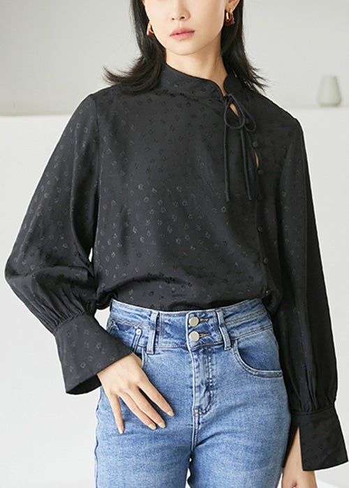 Gracefully Styled Blouse for Any Occasion
