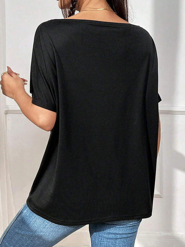 Beautifully Crafted T-Shirt in a Classic Style