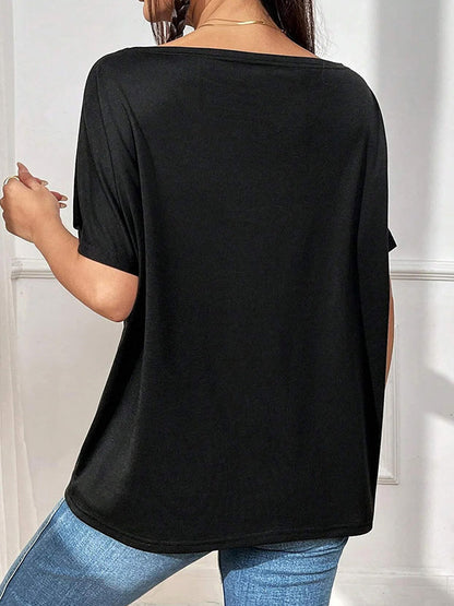 Beautifully Crafted T-Shirt in a Classic Style