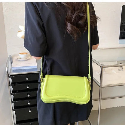 Elegantly Styled Bag for Everyday Wear