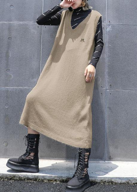 Well Tailored Sweater with a Graceful Silhouette