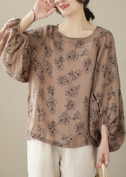 Classic Vintage Shirt with a Flattering Fit