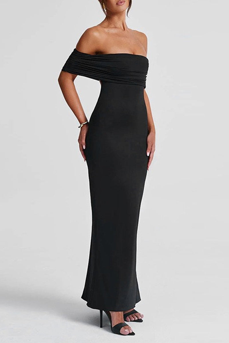 Well Tailored Dress with a Graceful Silhouette