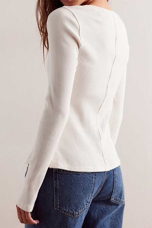A Vintage Style Top with Delicate Timeless Details