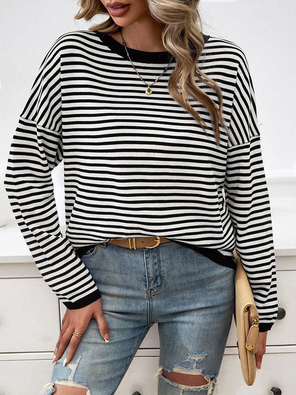Classic Vintage Sweater with a Flattering Fit