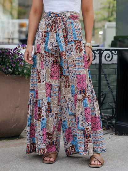 Classic Vintage Pants with a Flattering Fit
