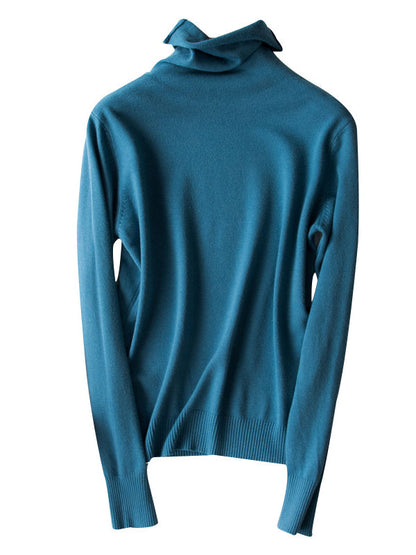 Effortlessly Elegant Pullover with a Timeless Design