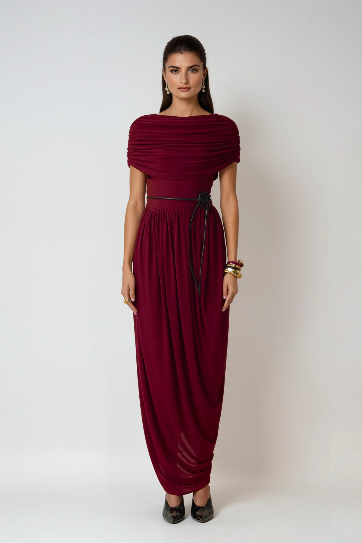 Beautifully Crafted Dress in a Classic Style