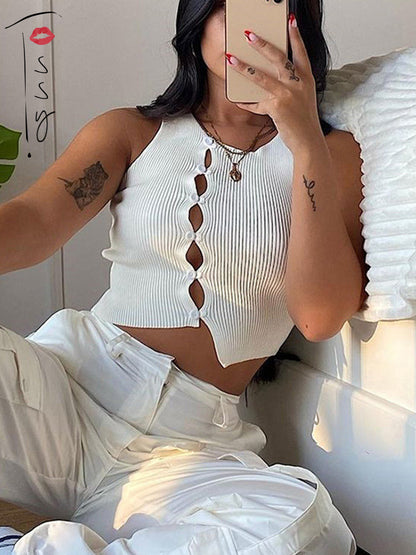Beautifully Finished Top in a Timeless Design