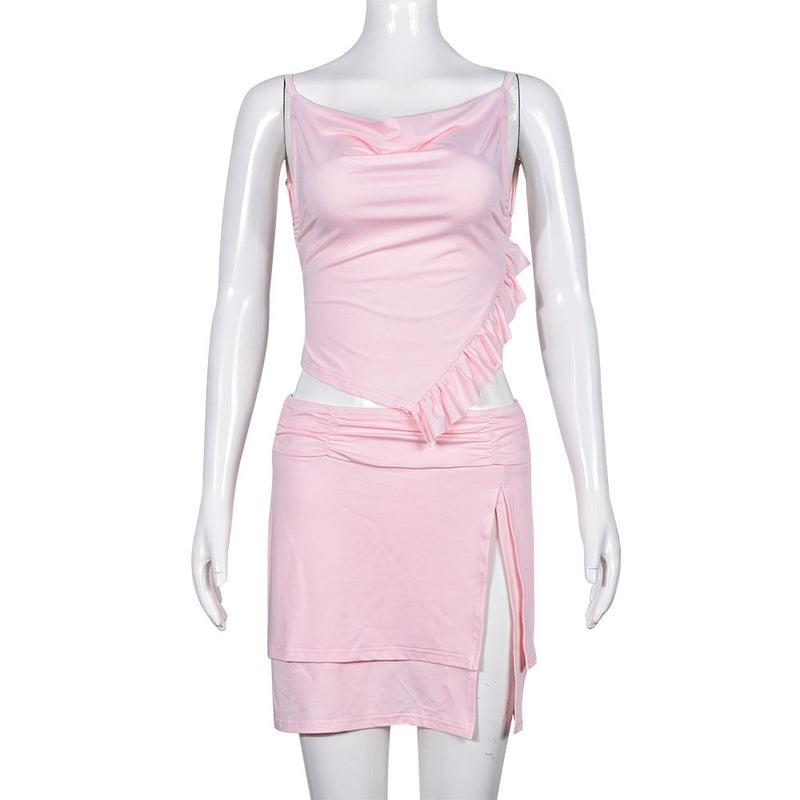 Well Tailored Top with a Graceful Silhouette