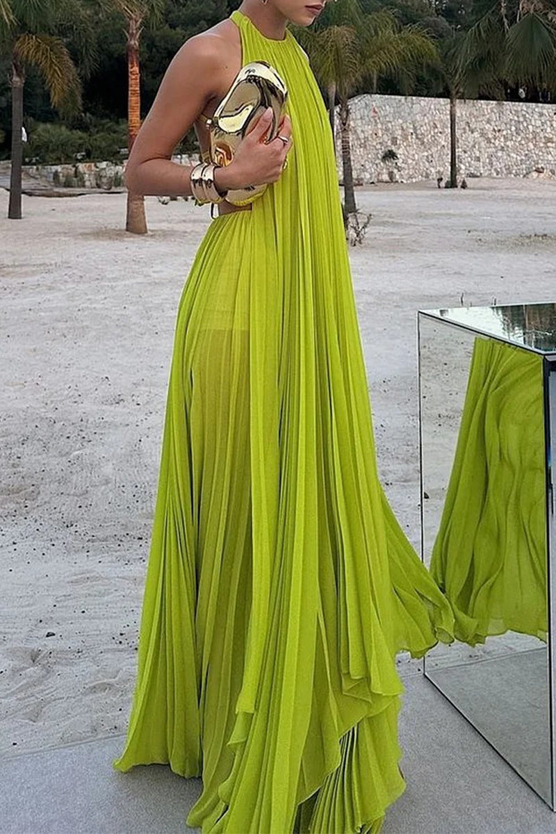 Beautifully Crafted Garment in a Classic Style