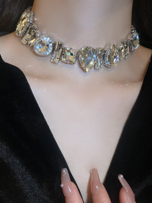 Beautifully Finished Garment in a Timeless Design