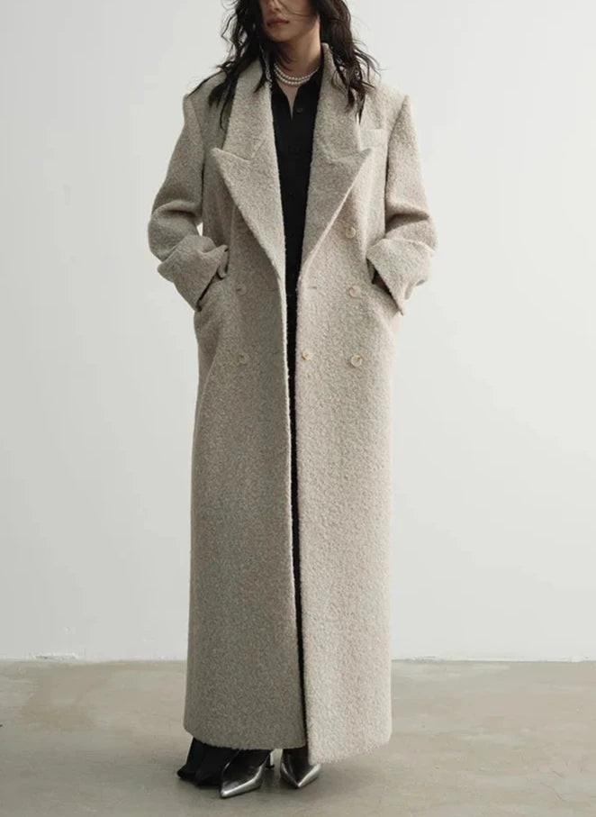 Elegantly Styled Coat for Everyday Wear