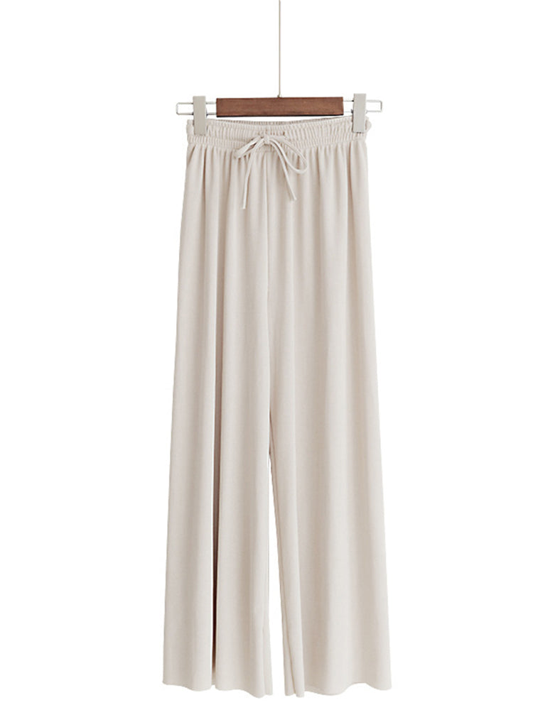 Effortlessly Elegant Pants with a Timeless Design