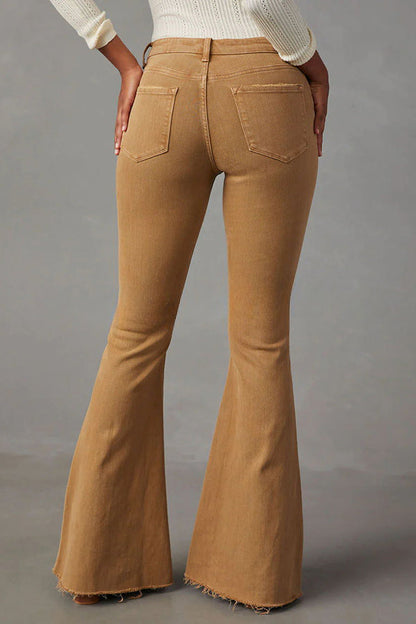Well Tailored Pants with a Graceful Silhouette