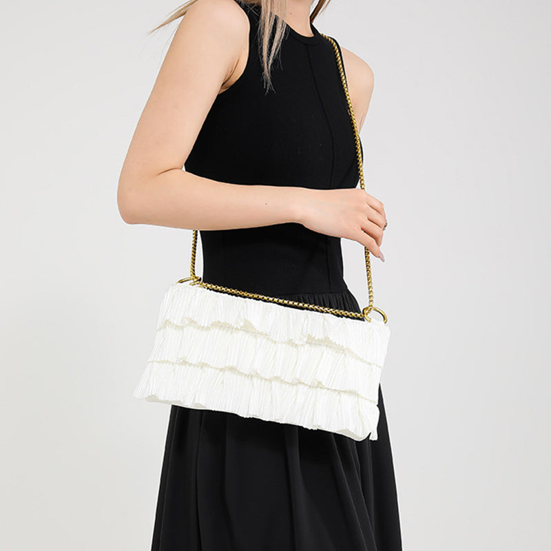 Gracefully Styled Bag for Any Occasion