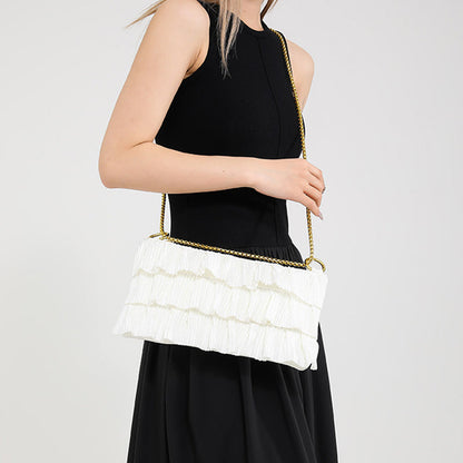 Gracefully Styled Bag for Any Occasion