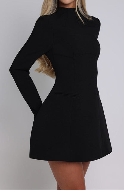 Polished Dress with an Effortless Classic Look