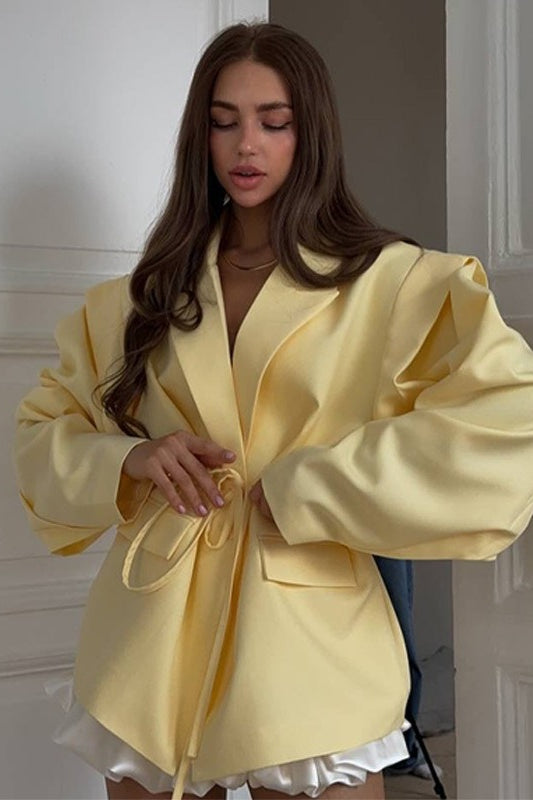 Effortlessly Elegant Garment with a Timeless Design