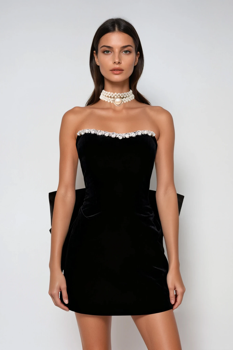 Beautifully Crafted Dress in a Classic Style