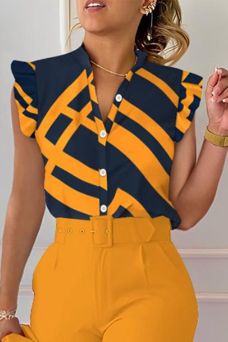 Effortlessly Elegant Blouse with a Timeless Design
