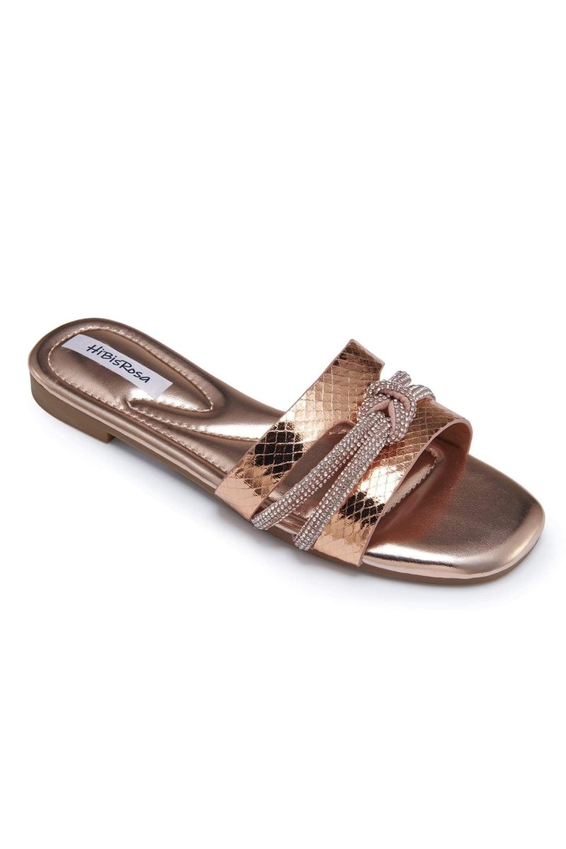 Polished Sandals with an Effortless Classic Look